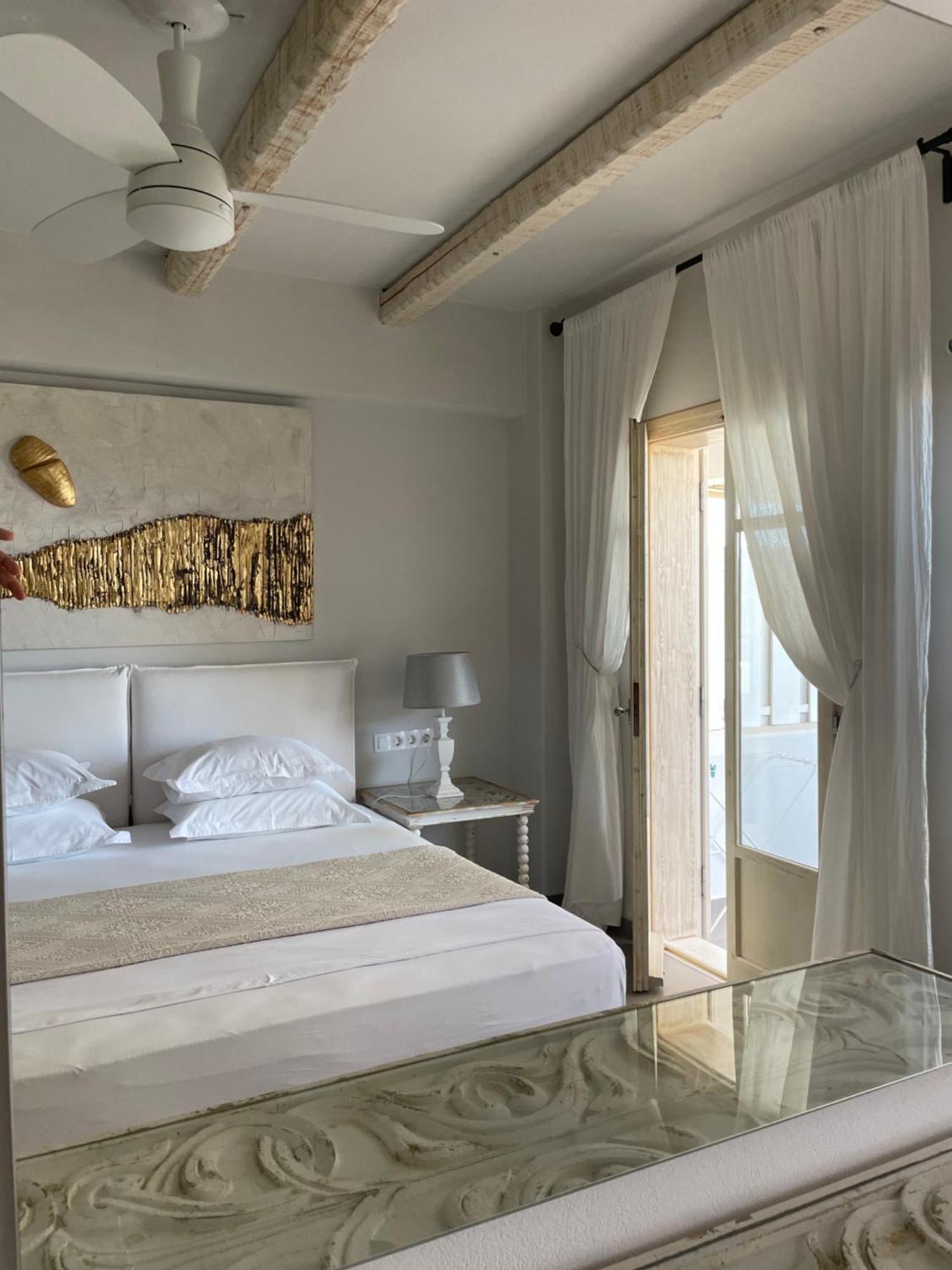 Speires Suites Irakleia  Exterior photo