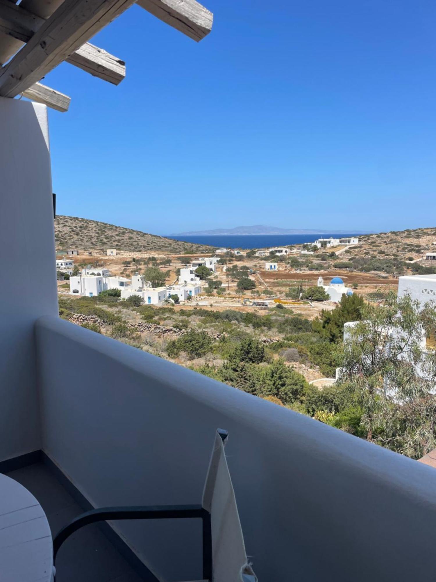 Speires Suites Irakleia  Exterior photo